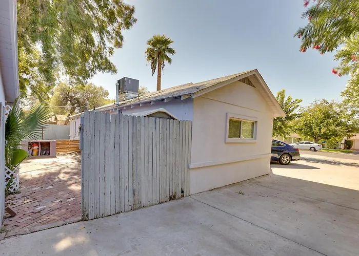 Couples Retreat! Tiny 5 Mi To Dtwn Apartment *